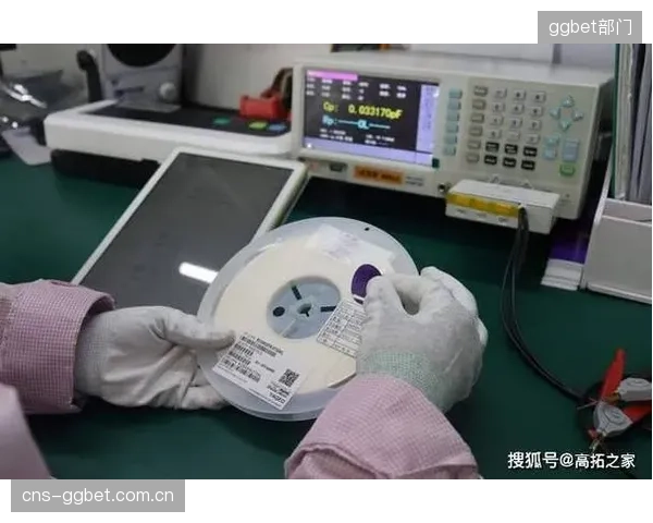 缺乏强制性的上市前精密落锤测量监管，导致低质运动地板以低价冲击市场，形成“劣币驱逐良币”的恶性循环